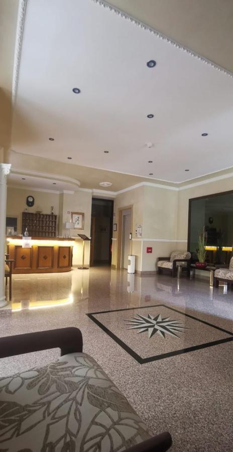 Hotel Pompei Fiuggi Eksteriør bilde