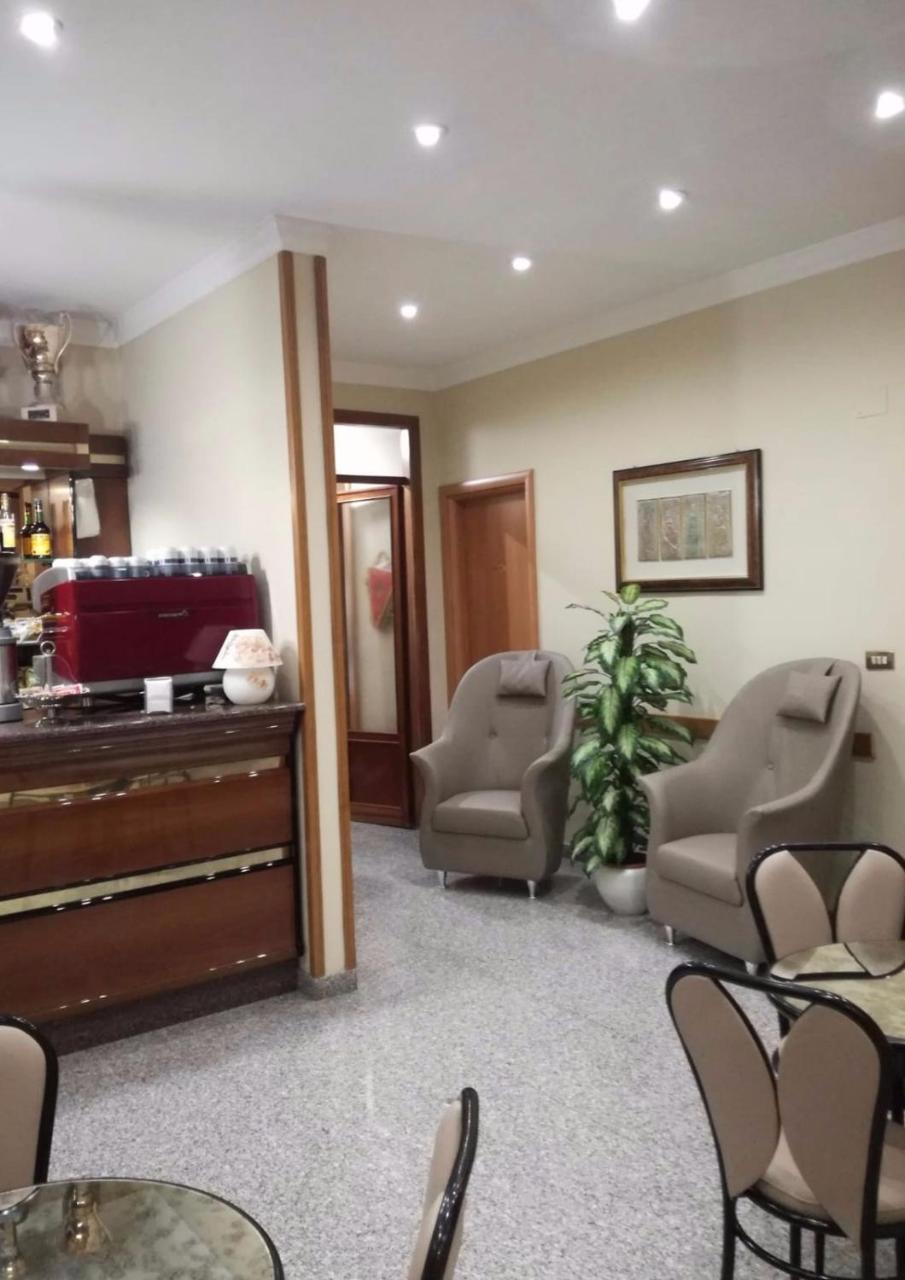 Hotel Pompei Fiuggi Eksteriør bilde
