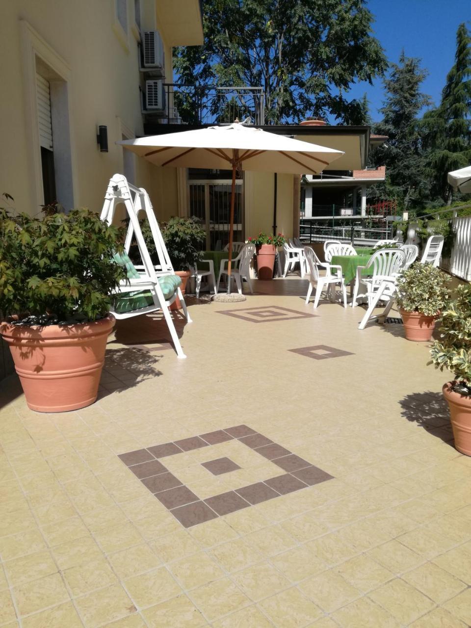 Hotel Pompei Fiuggi Eksteriør bilde